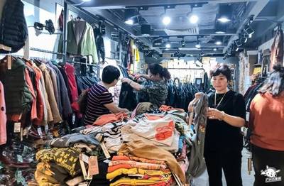 凌晨四點，廣州白馬 淘寶服裝帝國的批發(fā)心臟